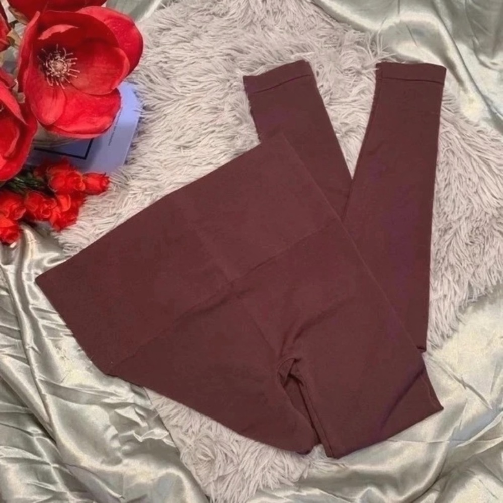 🌹Spanx • seamless compression Sculpting Women’s leggings